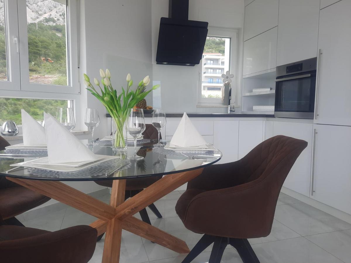 Apartment Anny De Luxe With Sea View Макарска Экстерьер фото